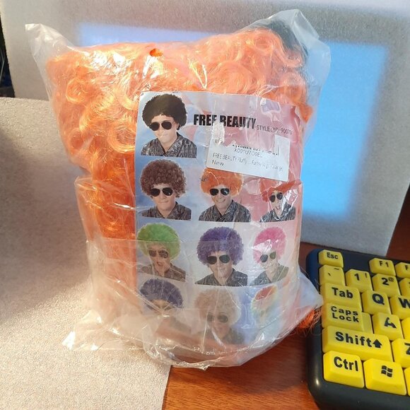 NEW IN BAG ! Free Beauty Fluffy Synthetic Clown Wig Orange - Picture 6 of 6